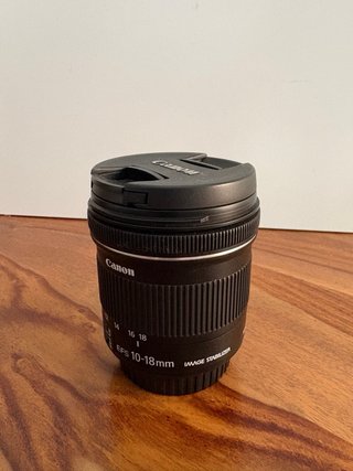 Canon EOS 750D + 3 objetivos + flash Sigma + trípo