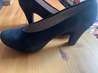 Zapatos tacón ante Unisa negros