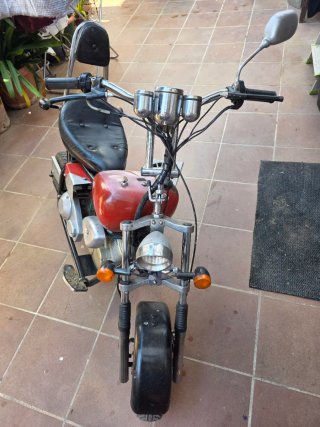 Mini Moto Estilo Cruiser Roja y Negra
