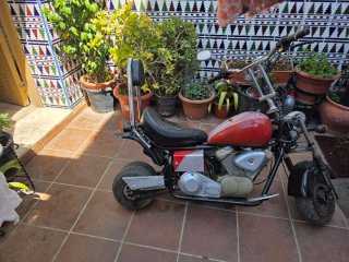 Mini Moto Estilo Cruiser Roja y Negra