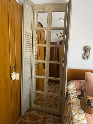 Biombo madera envejecida con espejo