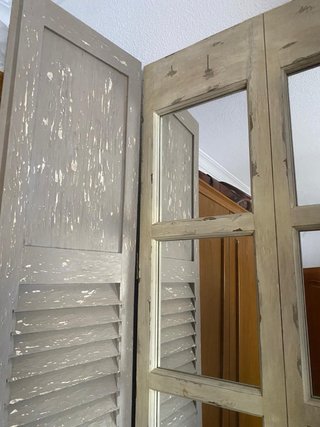 Biombo madera envejecida con espejo