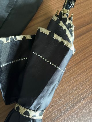 Paraguas Moschino Negro