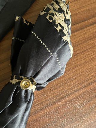 Paraguas Moschino Negro