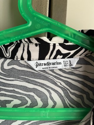 Camisa Stradivarius Talla S Animal Print
