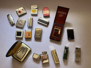 Grande lotto di 13 accendini vintage da collezione