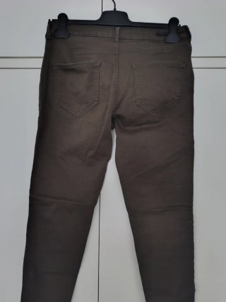 Pantalón Zara mujer verde kaki