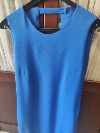 Vestido azul Elisa Rivera, bolsillos laterales