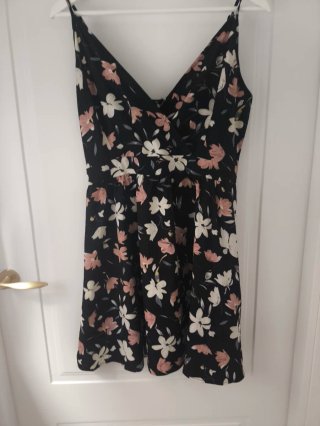 Vestido negro floral talla L