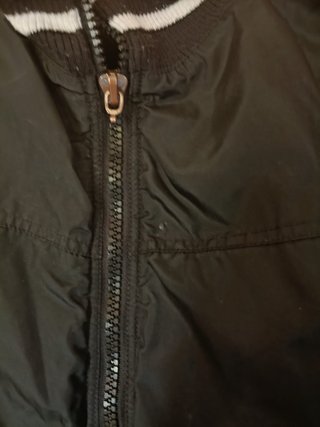 Giubbino nero uomo bomber firmato "Moncler".