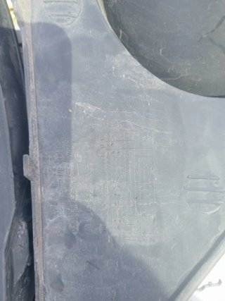 Rejilla Parachoque Seat Ibiza 6J izquierda