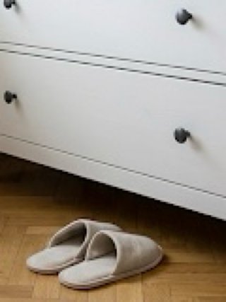 Armario aparador blanco y beige