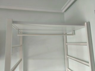 Armario Ikea Elvarli blanco con 3 cajones y barra