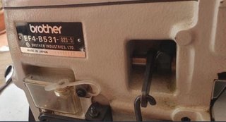 Máquina de coser overlock 4 hilos