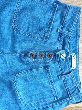 Pantalones Zara Woman fluidos 40