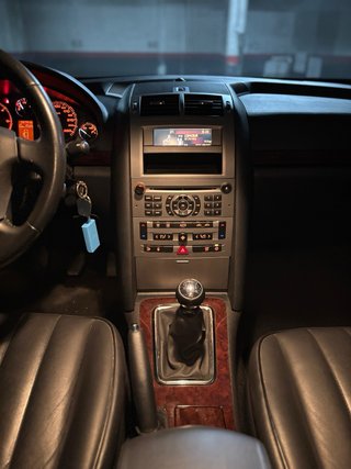 Peugeot 407