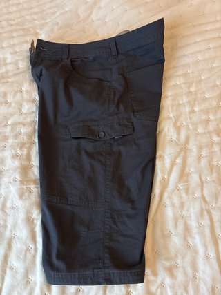 Pantalón pirata Quechua gris