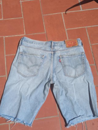 Bermuda Levi's W32