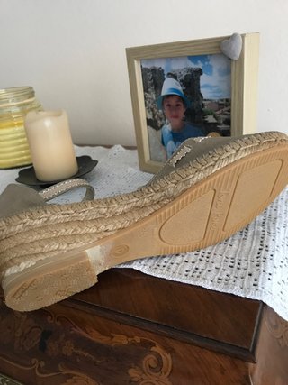 Zapatillas Toni Pons, esparto beige talla 39.