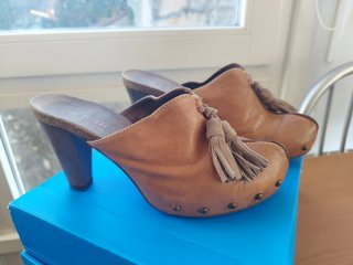 Zuecos de piel Richard