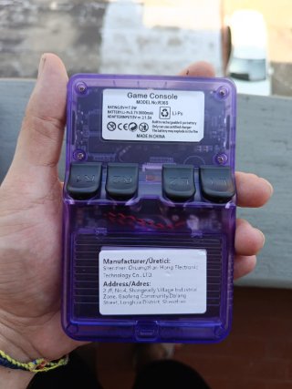 Console portatile R36S