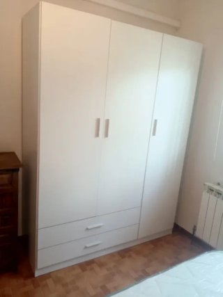 Armario blanco 3 puertas y 2 cajones