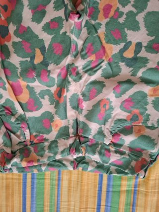 Pantaloni fantasia leopardata