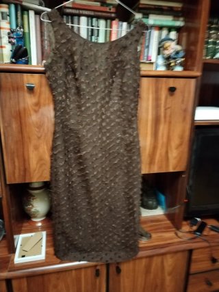 Vestido de fiesta marrón