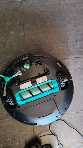 Cecotec Aspiradora Robot + Accesorios