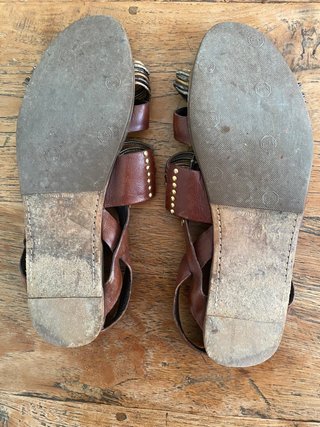Sandalias Miu Miu Marrón y Dorado