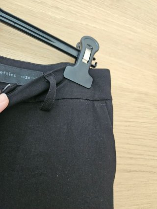 Pantalones negros Zara