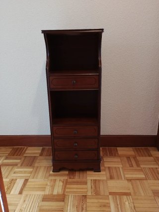 Mueble auxiliar de madera