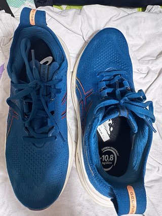 Zapatillas Asics Running Talla 40 gel nimbus 26