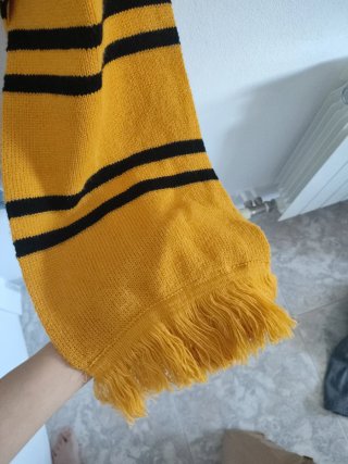 Bufanda Oficial Hufflepuff Warner Bros