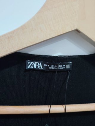 Vestido punto Zara escote corazón
