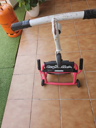 Ezyroller Patinete Rosa y Negro