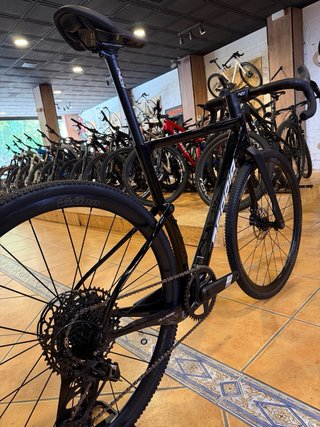 Berria Allroad Elite Apex Gravel 2026