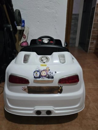 Coche Eléctrico Infantil Masha y el Oso