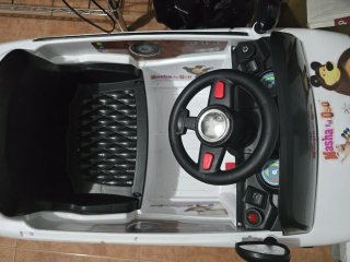 Coche Eléctrico Infantil Masha y el Oso