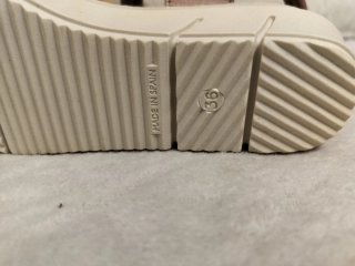 Sandalias piel rosa nude, plantilla súper cómoda