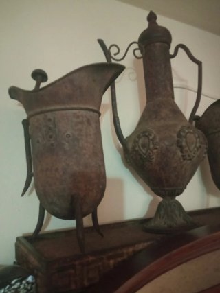 Juego de 3 Vasijas Decorativas Metálicas