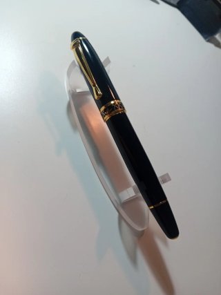 Penna stilografica placcato oro 18kt