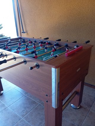 Futbolín piernas separadas