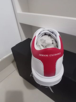Zapatillas Armani Exchange Blancas y Rojas