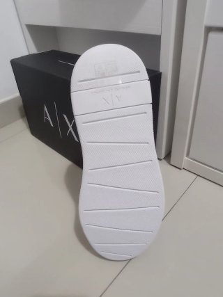 Zapatillas Armani Exchange Blancas y Rojas