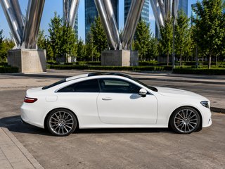 Mercedes-Benz Clase E-220D 2018 AMG 1 Año Garantia