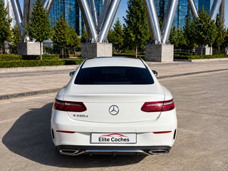 Mercedes-Benz Clase E-220D 2018 AMG 1 Año Garantia