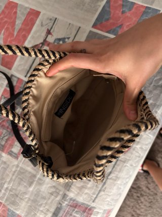 Bolso redondo tejido