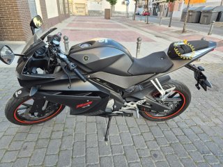 Yamaha YZF R125 2015 Negra