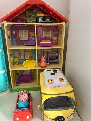 Casa Peppa Pig, camión basura y figuras